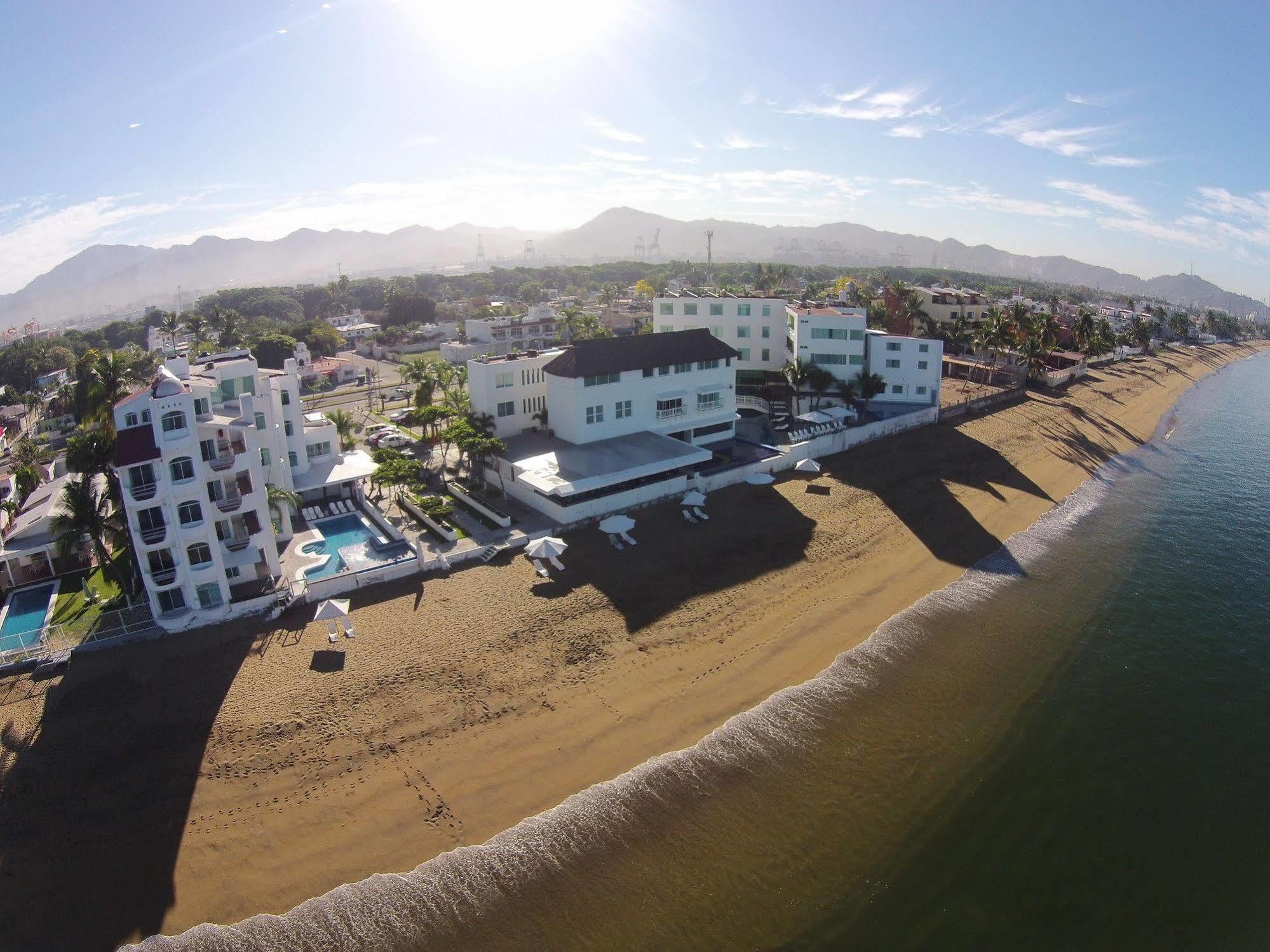 Best Western Plus Luna Del Mar Manzanillo Buitenkant foto